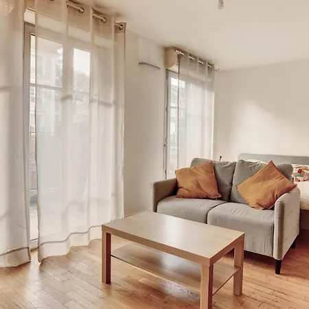 Apartment Le Curie - Cyr