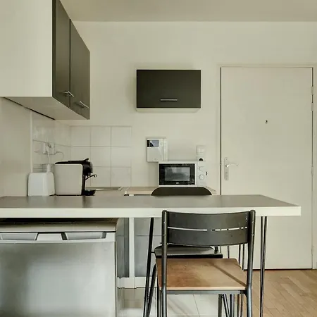 Le Curie - Cyr * Saint-Cyr-lʼÉcole